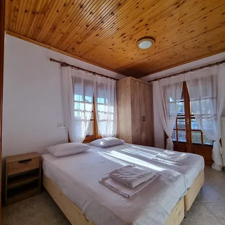 וילה Oasis House *