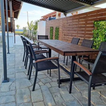 Oasis House *
