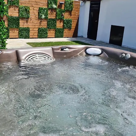 Villa Oasis House *