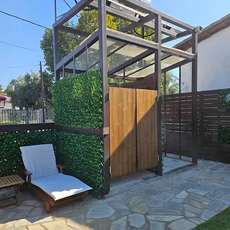 Oasis House * Vergia