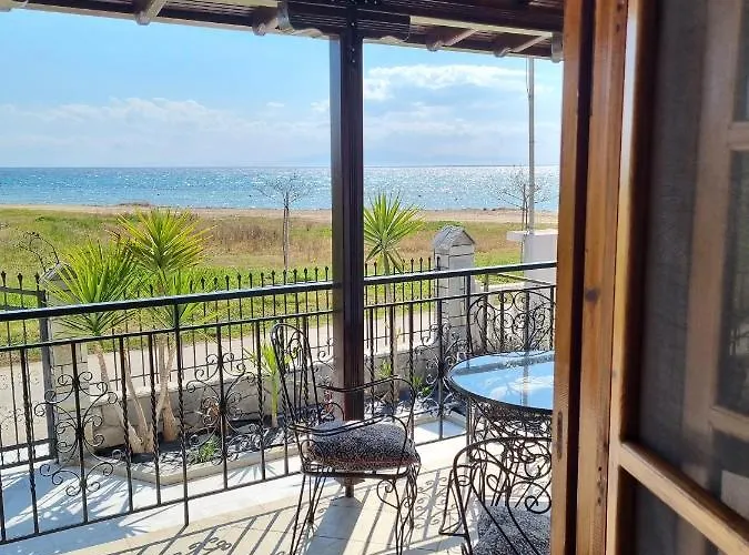 Oasis House Vergia