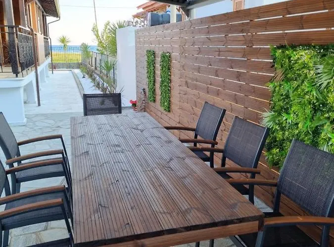 Oasis House * Vergia